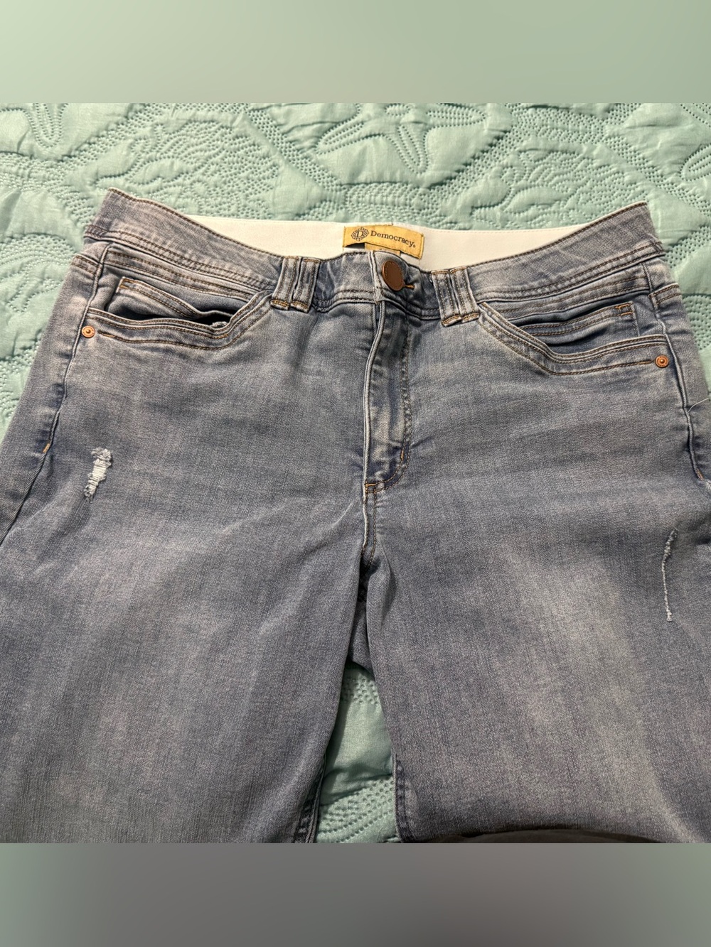 Democracy Light Wash Straight Leg Jeans AB Solution in Blue